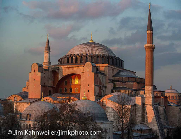 Haiga Sophia exterior pano2